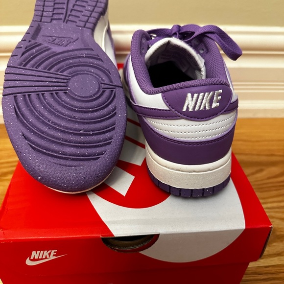 Women's Nike Dunk Low Next Nature Summit White/Black Raspberry - Picture 5 of 9